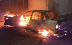 La población arremetió contra la policía 