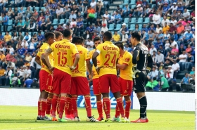 Morelia busca en Pumas una tabla de salvación este sábado