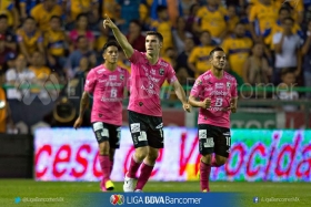 León le quita lo invicto a Tigres