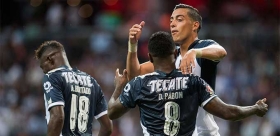 Monterrey perdió lo invicto pero sigue como líder