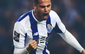 Diego Reyes anota en triunfo del Porto