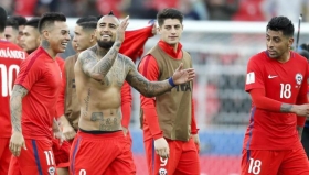 Chile empata y califica a semifinales