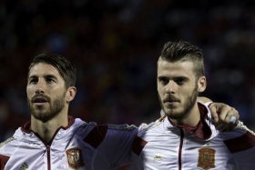 Sergio Ramos y David De Gea.