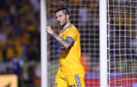 Tigres gana y es líder de momento