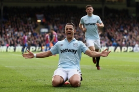 &quot;Chicharito&quot; vuelve a marcar gol